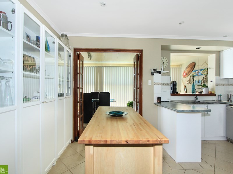 37 Coachwood Drive, Albion Park Rail NSW 2527