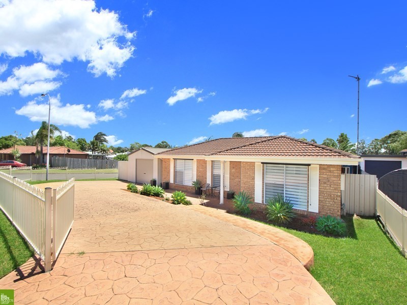 37 Coachwood Drive, Albion Park Rail NSW 2527