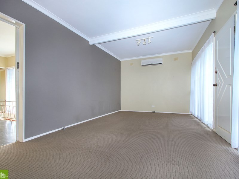 2 Coreen Avenue, West Wollongong NSW 2500