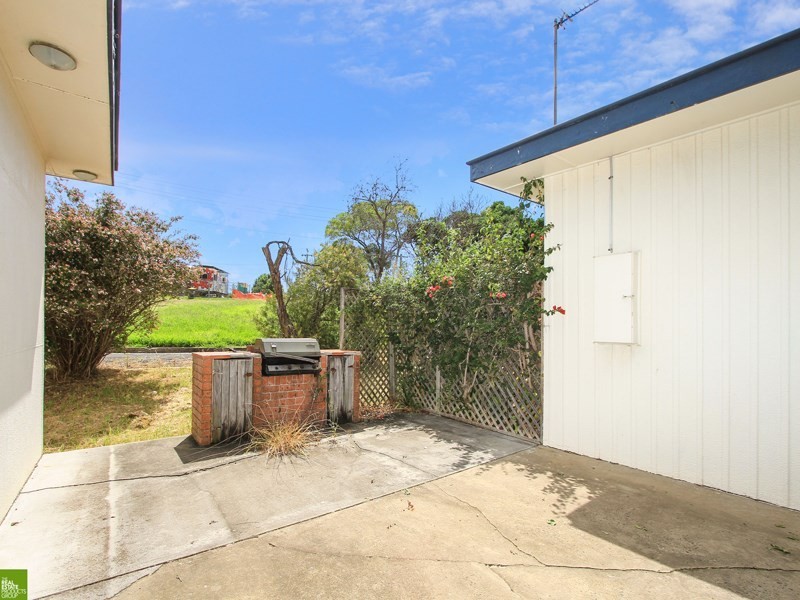 2 Coreen Avenue, West Wollongong NSW 2500