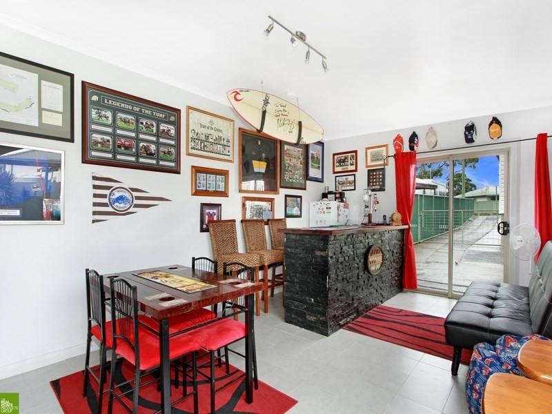 4 Robyn Road, Albion Park Rail NSW 2527