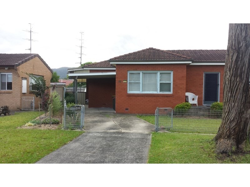 2/10 Henrietta Street, Towradgi NSW 2518