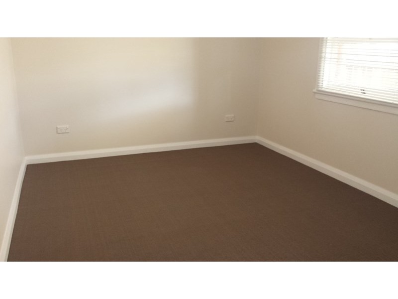2/10 Henrietta Street, Towradgi NSW 2518