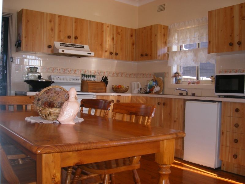 41 Brendon Avenue, Farmborough Heights NSW 2526