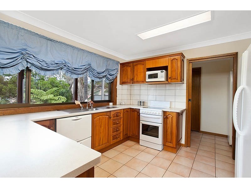 18 Jalna Avenue, Figtree NSW 2525