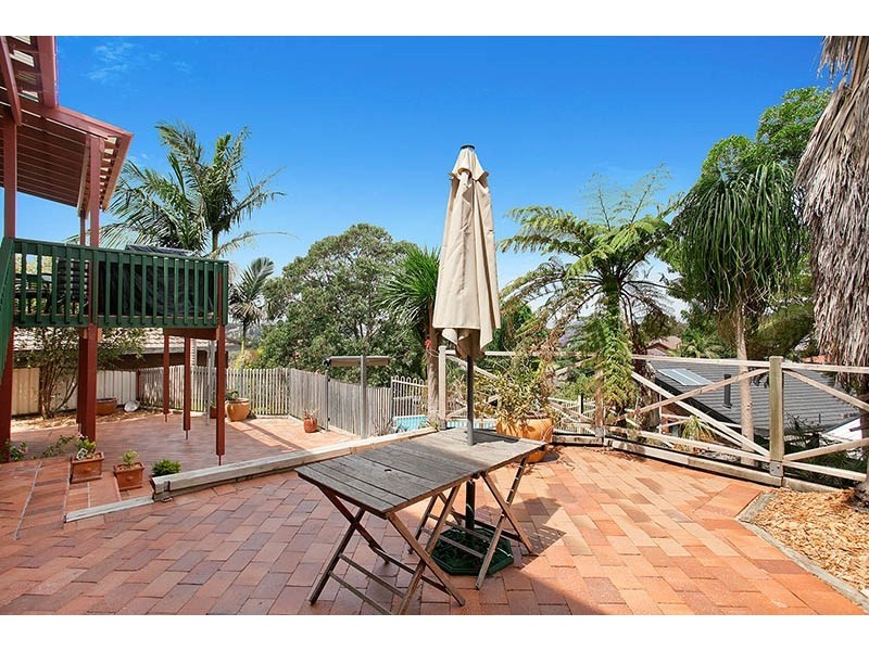 18 Jalna Avenue, Figtree NSW 2525