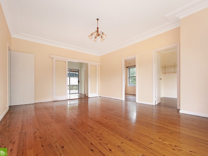 16 Nioka Avenue, Keiraville NSW 2500