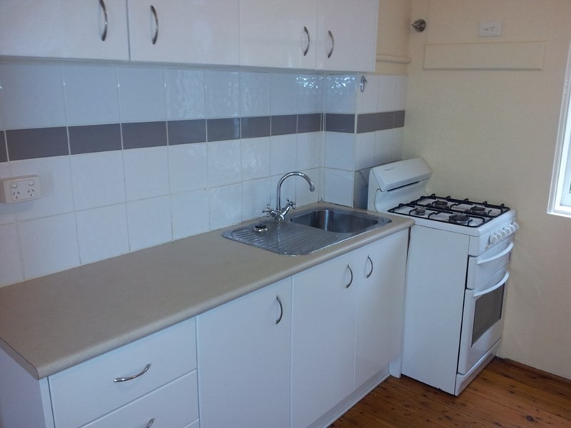 4/30 Rowland Avenue, Wollongong NSW 2500