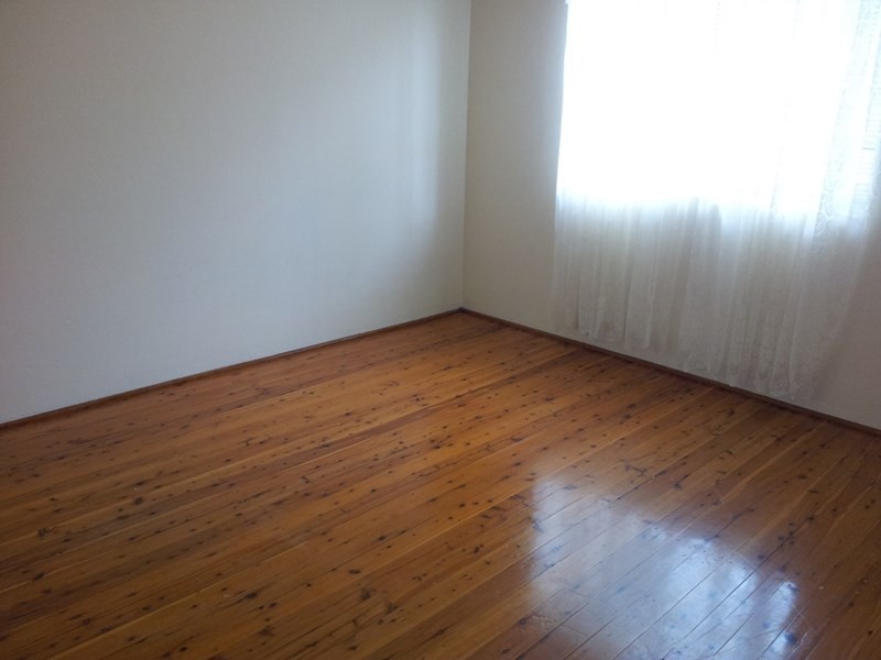 4/30 Rowland Avenue, Wollongong NSW 2500