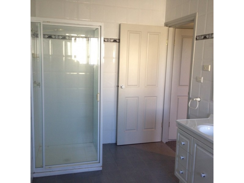 Level 1, 102 Kembla Street, Wollongong NSW 2500