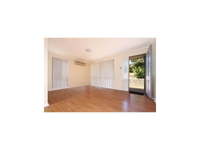 4 Telopea Place, Cordeaux Heights NSW 2526