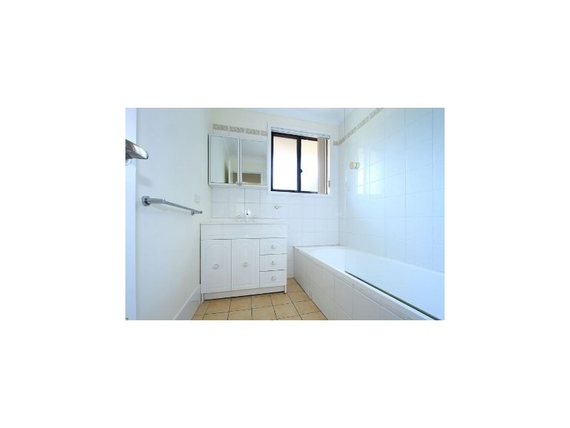 4 Telopea Place, Cordeaux Heights NSW 2526