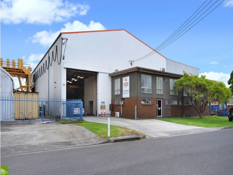 11 Resolution Drive, Unanderra NSW 2526