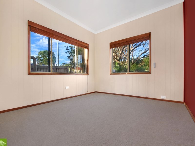 46 Taronga Avenue, Mount Saint Thomas NSW 2500