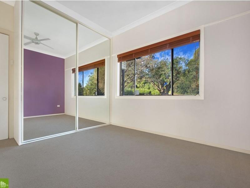 46 Taronga Avenue, Mount Saint Thomas NSW 2500
