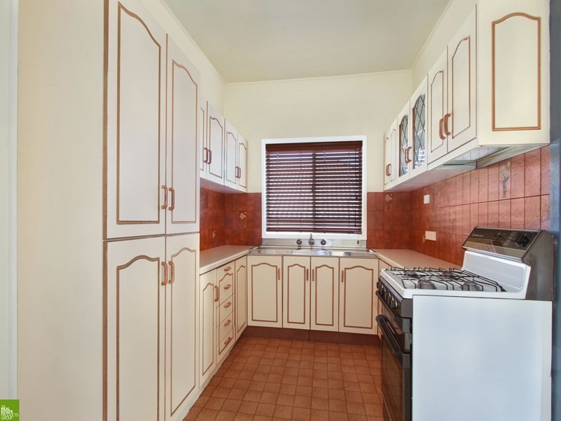 46 Taronga Avenue, Mount Saint Thomas NSW 2500