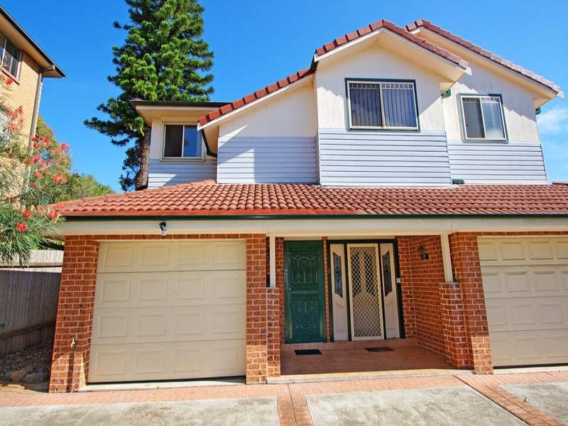 2/16 Robinson Street, Wollongong NSW 2500