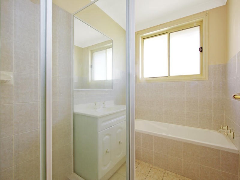 2/16 Robinson Street, Wollongong NSW 2500