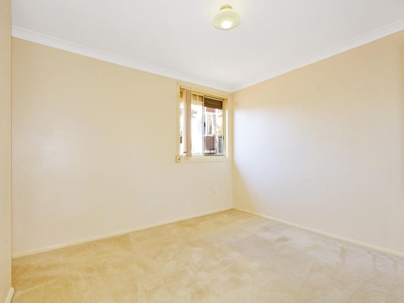 2/16 Robinson Street, Wollongong NSW 2500