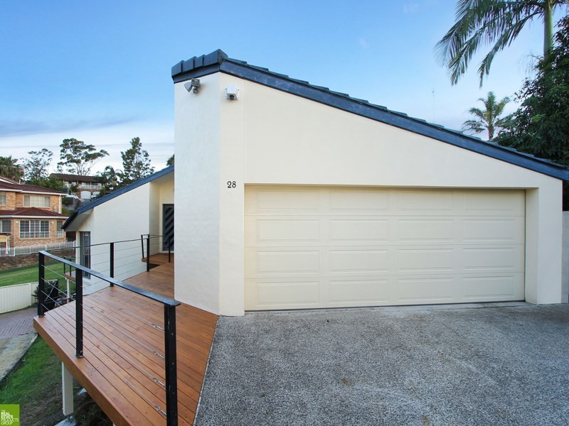 28 Kooranga Avenue, Cordeaux Heights NSW 2526