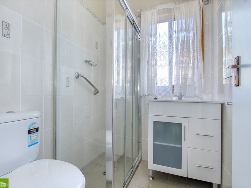 83 Denise Street, Lake Heights NSW 2502