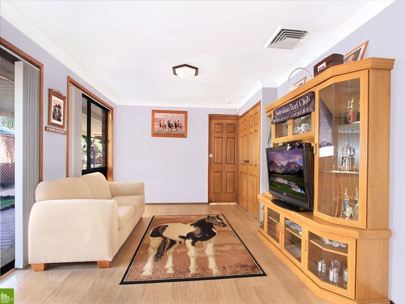 6 Sierra Drive, Horsley NSW 2530