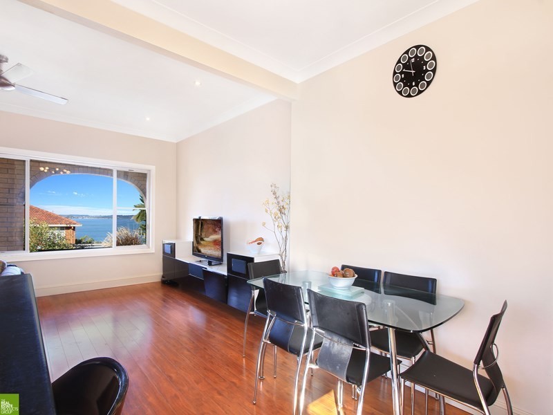 12 Hassan Street, Lake Heights NSW 2502