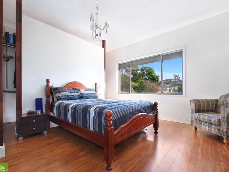 12 Hassan Street, Lake Heights NSW 2502