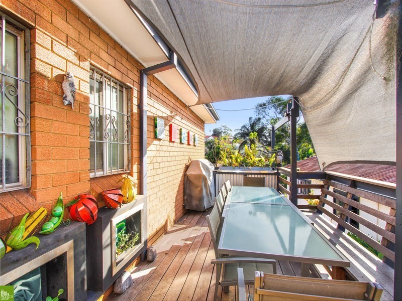 12 Hassan Street, Lake Heights NSW 2502