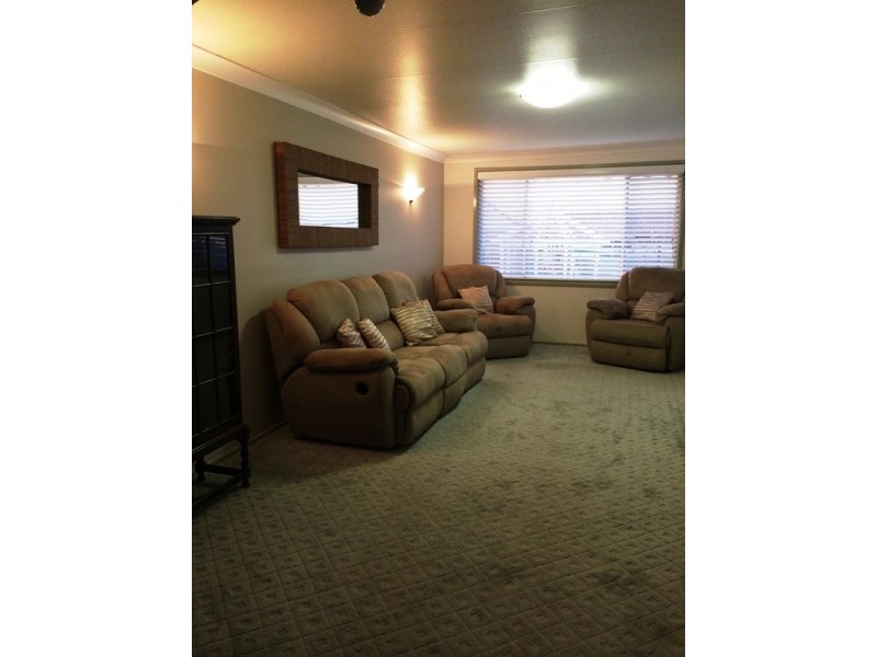 23 Beveridge Street, Albion Park NSW 2527