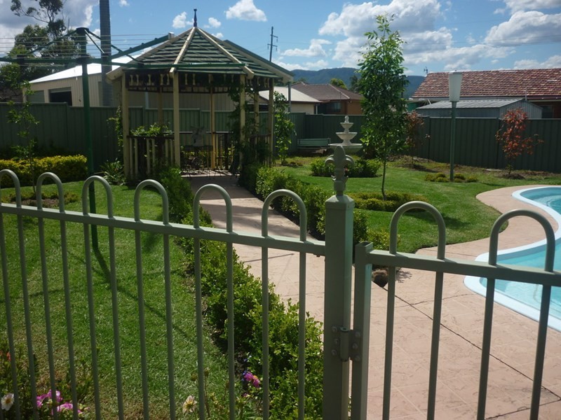 23 Beveridge Street, Albion Park NSW 2527