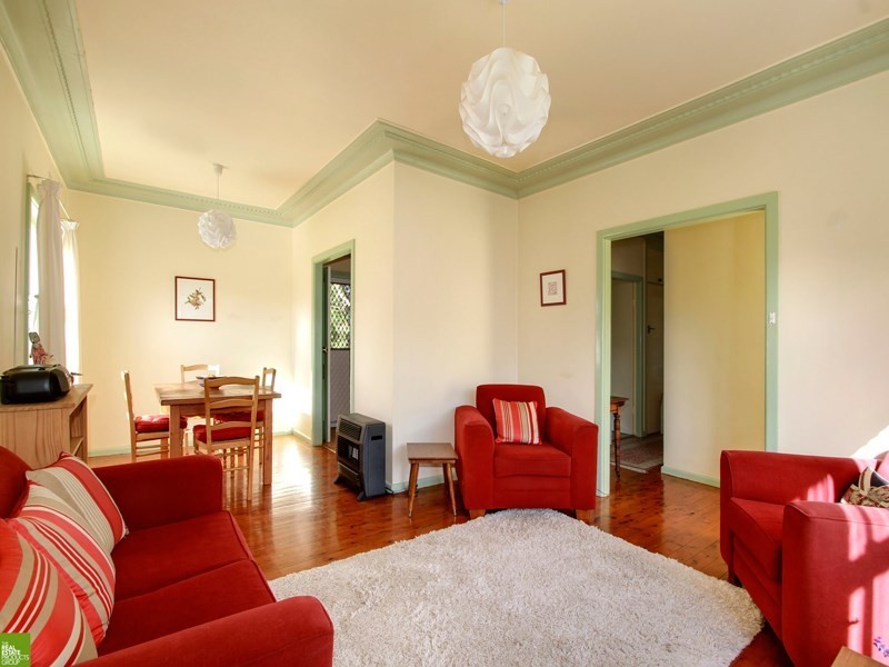 21 Bukari Street, West Wollongong NSW 2500