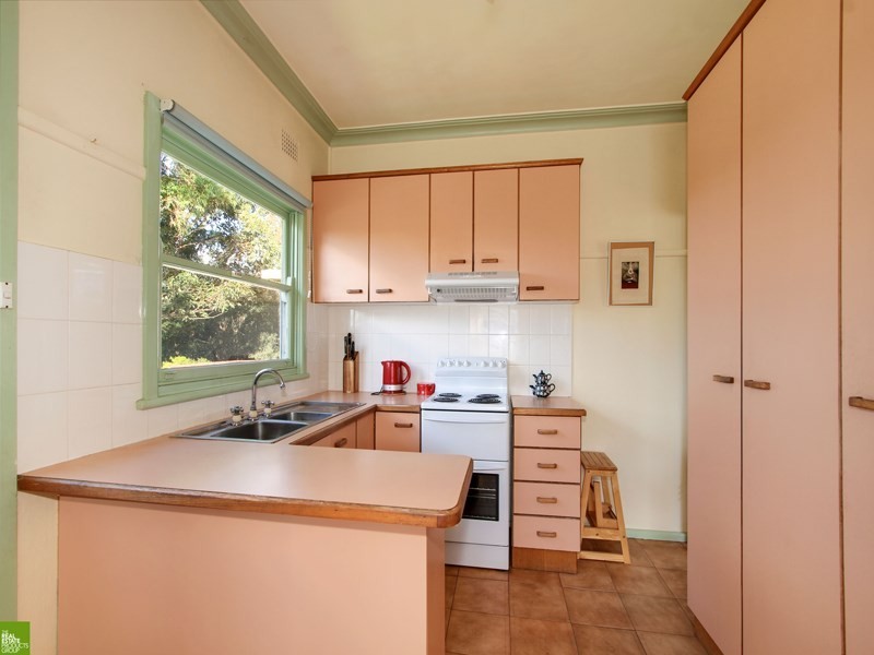 21 Bukari Street, West Wollongong NSW 2500