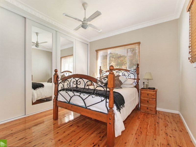 5 Valetta Street, West Wollongong NSW 2500