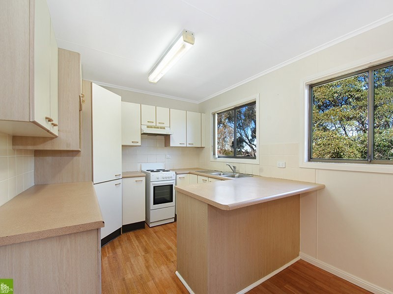 11 Gundarun Street, West Wollongong NSW 2500