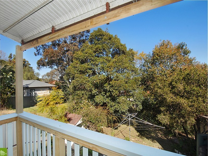 11 Gundarun Street, West Wollongong NSW 2500