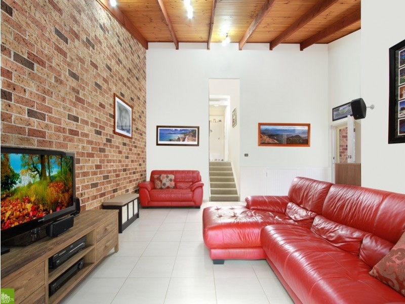 64A Derribong Drive, Cordeaux Heights NSW 2526