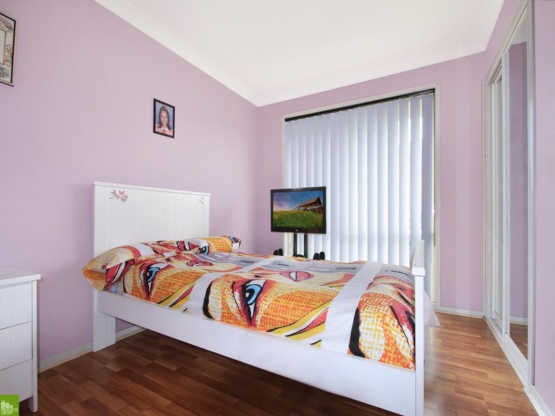 2a Platypus Close, Figtree NSW 2525