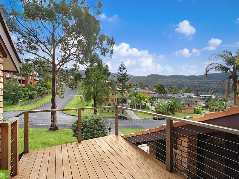 43 The Parkway, Balgownie NSW 2519