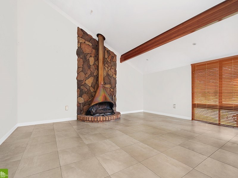 43 The Parkway, Balgownie NSW 2519