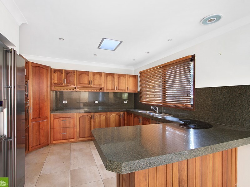 43 The Parkway, Balgownie NSW 2519