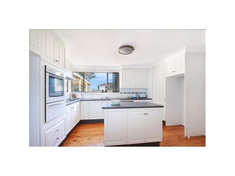 9 Kerrawah Avenue, Figtree NSW 2525