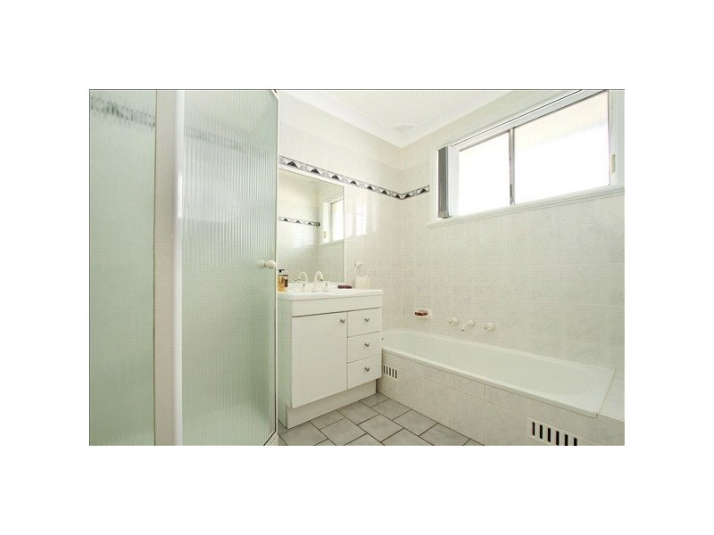 9 Kerrawah Avenue, Figtree NSW 2525