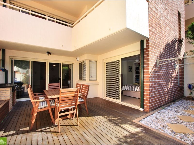 2/66 Kembla Street, Wollongong NSW 2500