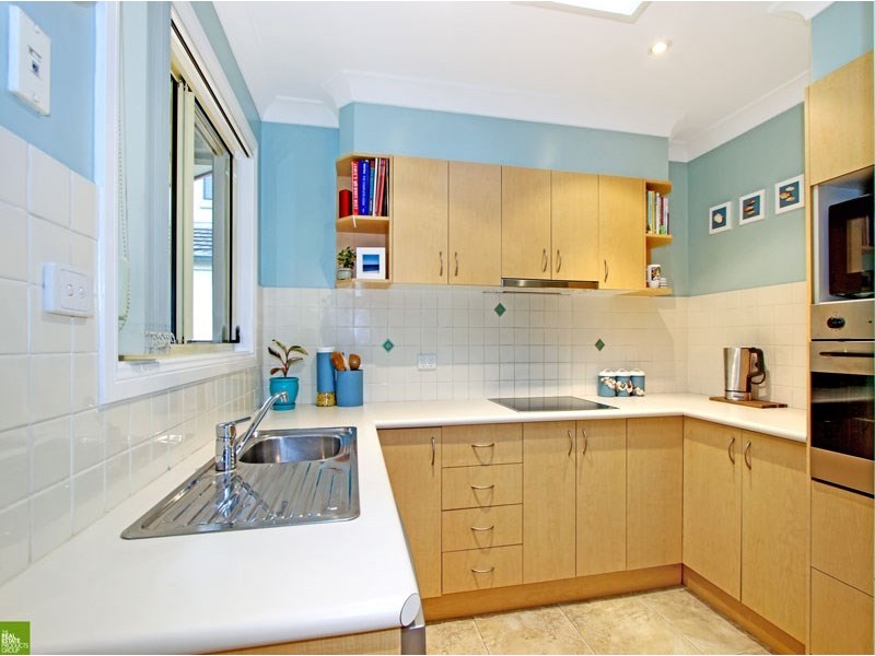 4/42a Greenacre Road, Wollongong NSW 2500