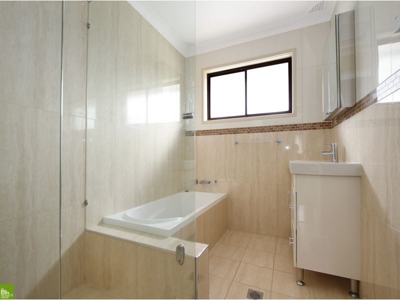 297 Farmborough Road, Farmborough Heights NSW 2526