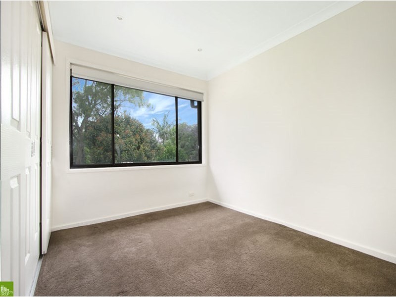 297 Farmborough Road, Farmborough Heights NSW 2526