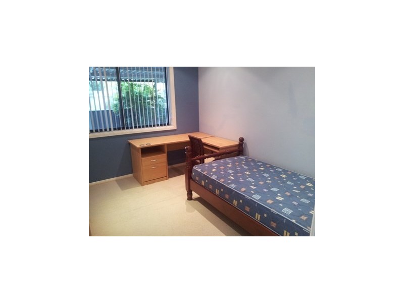 7 College Place, Gwynneville NSW 2500