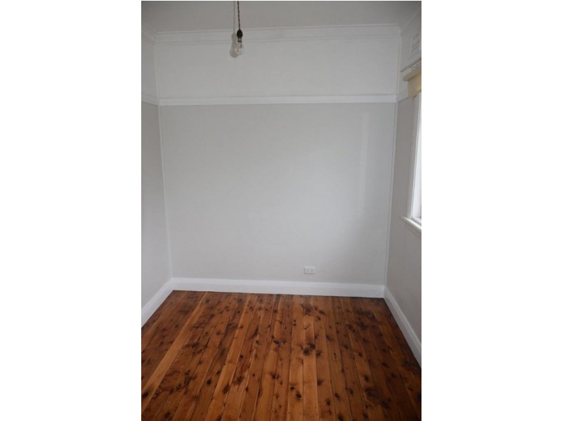 34 Rosemont Street, West Wollongong NSW 2500