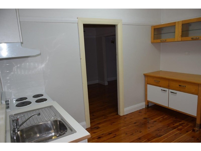 34 Rosemont Street, West Wollongong NSW 2500
